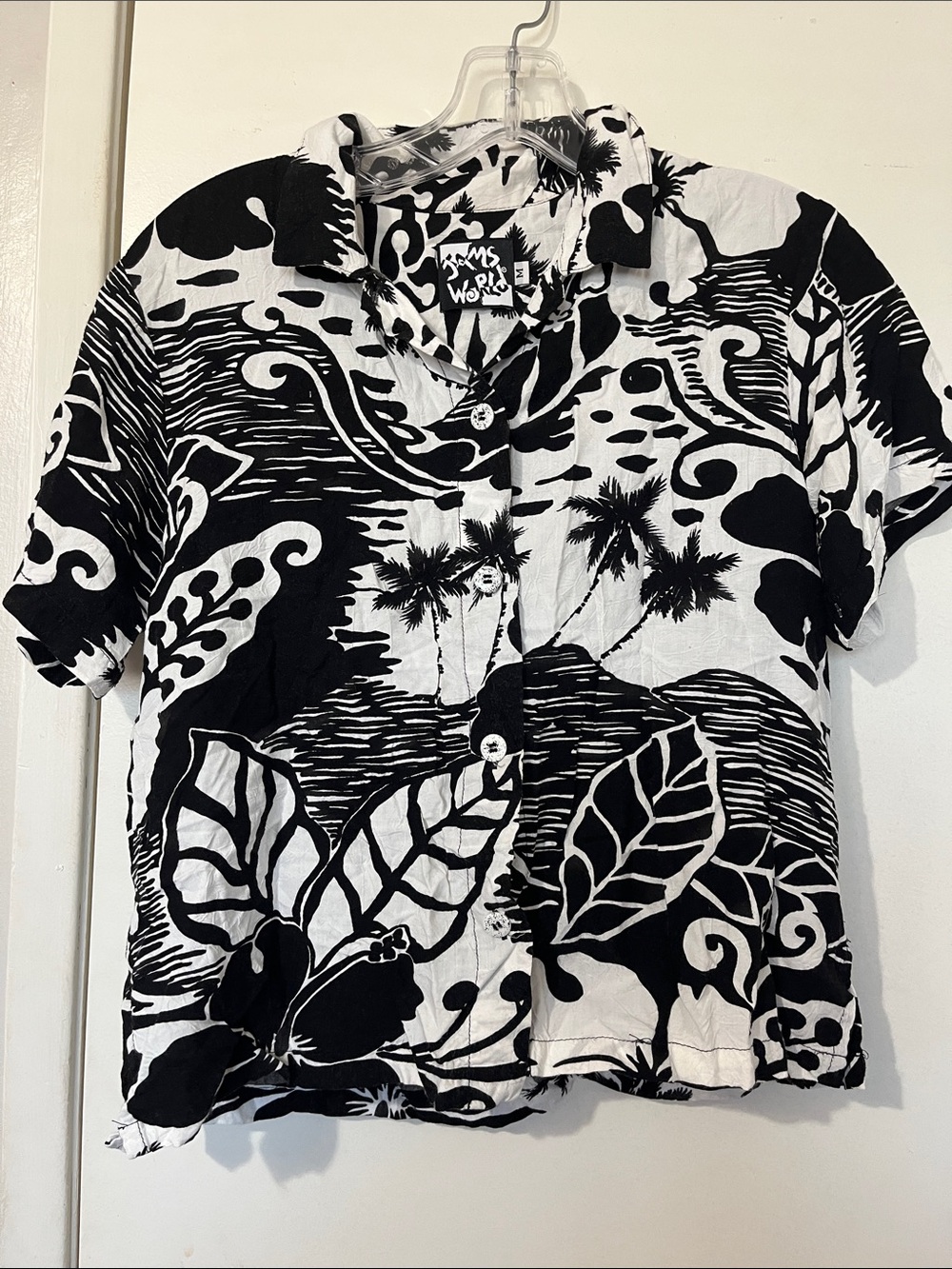 Jams World Black & White Tropical Button-Down Shirt size Women M